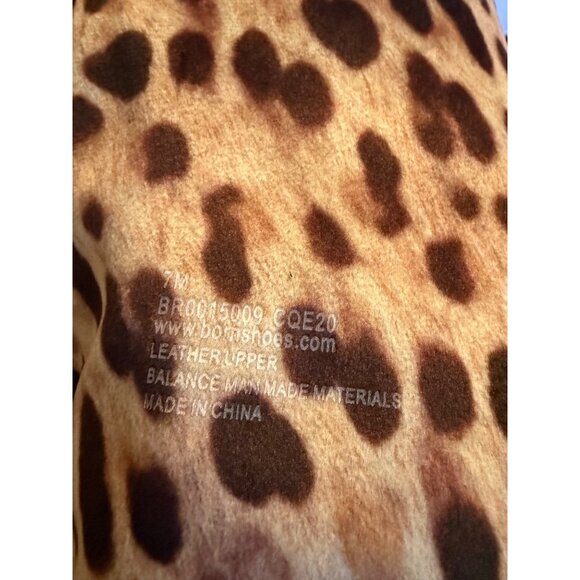 NWOT BORN BORMAN SUEDE LEATHER TALL CHEETAH INTERIOR CUFF BOOTS - 7M - Picture 9 of 9